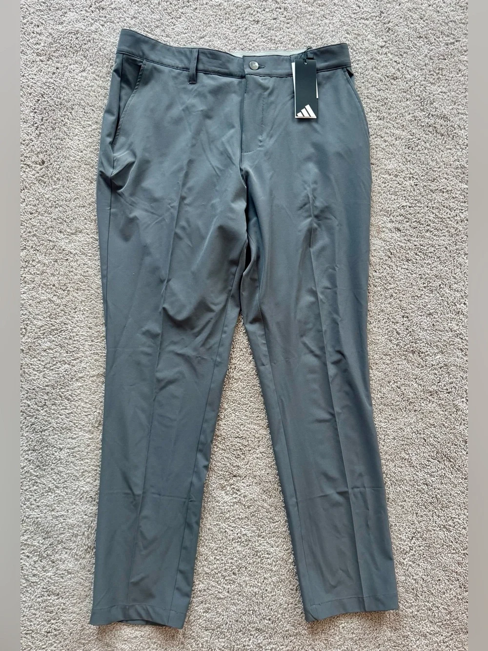 Adidas Men’s 34/30 Gray Tapered Pants. ADVR0921. NWT